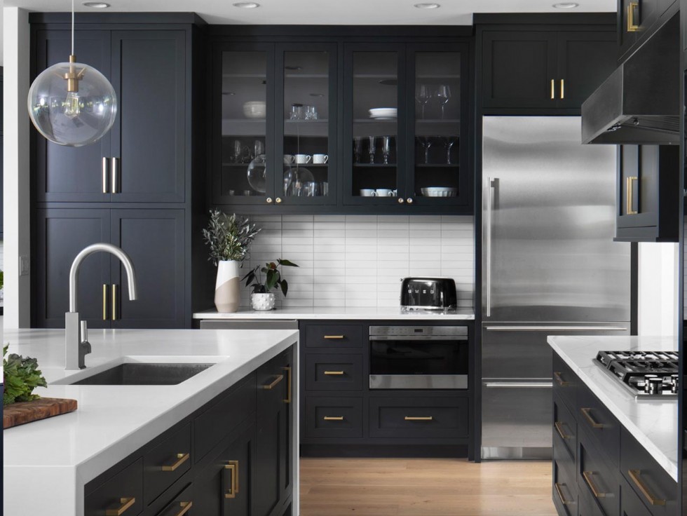 Kodu: 13324 - Black Kitchen Designs: Bold And Sophisticated Choices