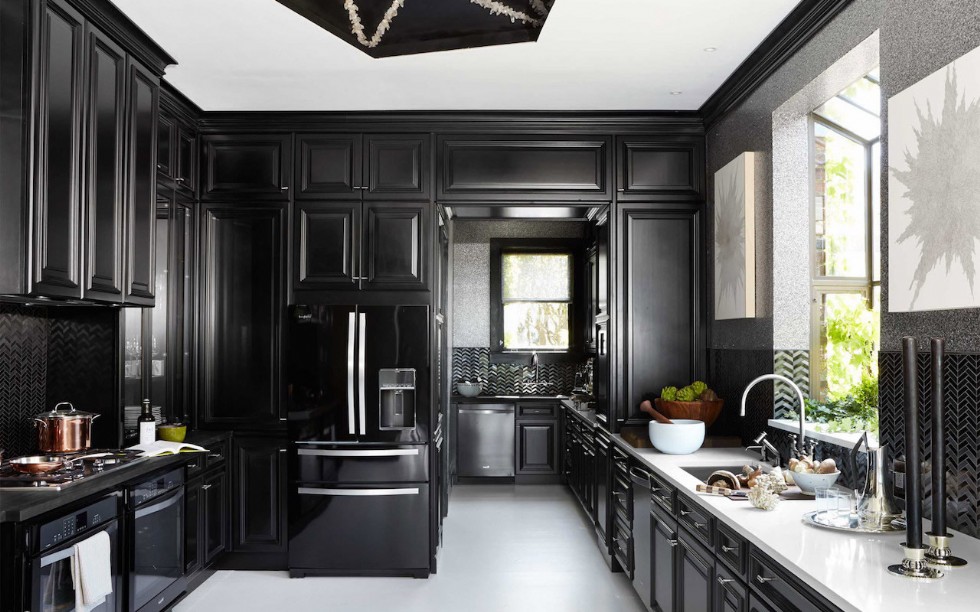 Kodu: 13336 - Black Kitchen Designs: Bold And Sophisticated Choices