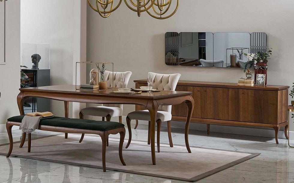 Custom-made Dining Room Furniture For Elegant Spaces