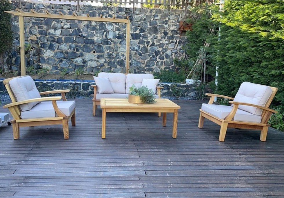 Kodu: 13526 - Enhancing Your Garden With Modern Outdoor Seating Solutions