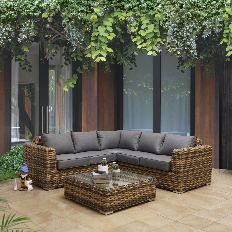 Kodu: 13384 - Garden Furniture: Custom-made Solutions For Your Outdoor Comfort