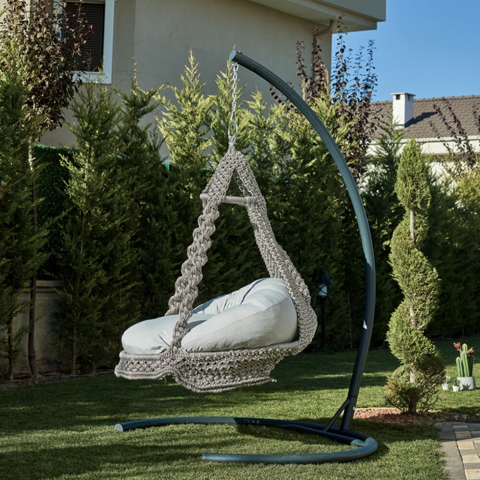 Kodu: 13484 - Garden Swings & Hammocks: Creating A Cozy Outdoor Retreat