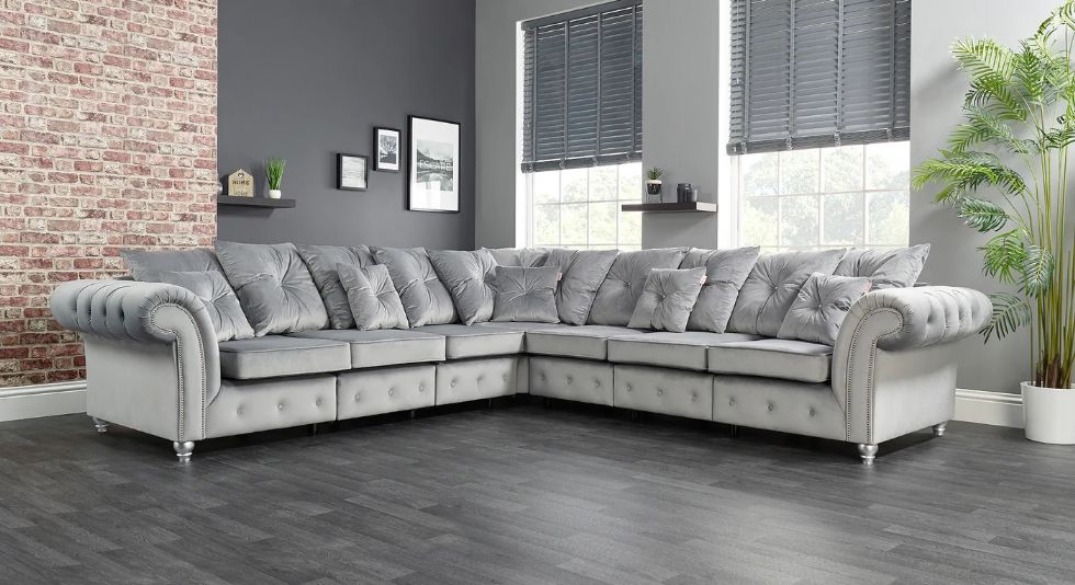 Kodu: 13680 - Silver Gray Velvet L-shaped Chesterfield Sofa