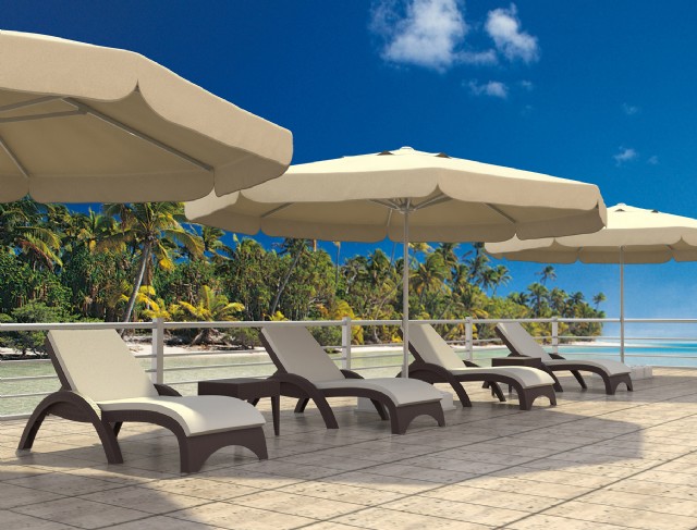 Sun Loungers & Chaise Chairs: Relaxing İn Comfort And Style