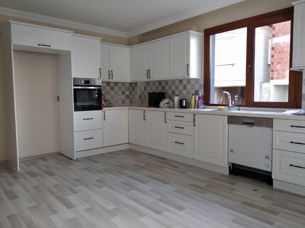 Kodu: 13307 - White Kitchens: Timeless Elegance For A Bright Look