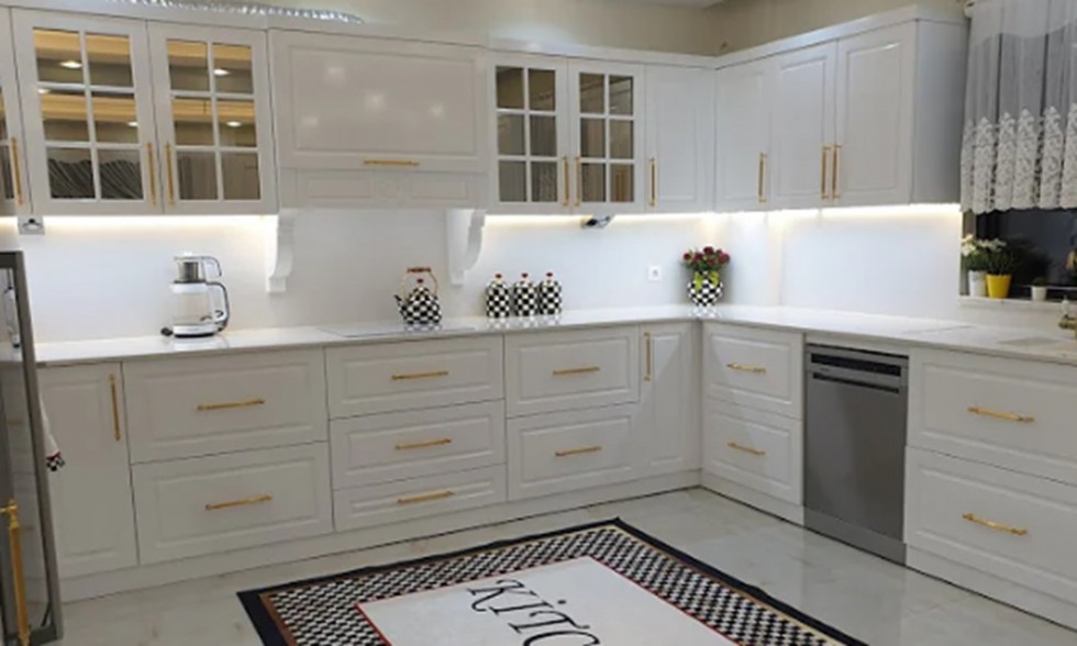 Kodu: 13308 - White Kitchens: Timeless Elegance For A Bright Look