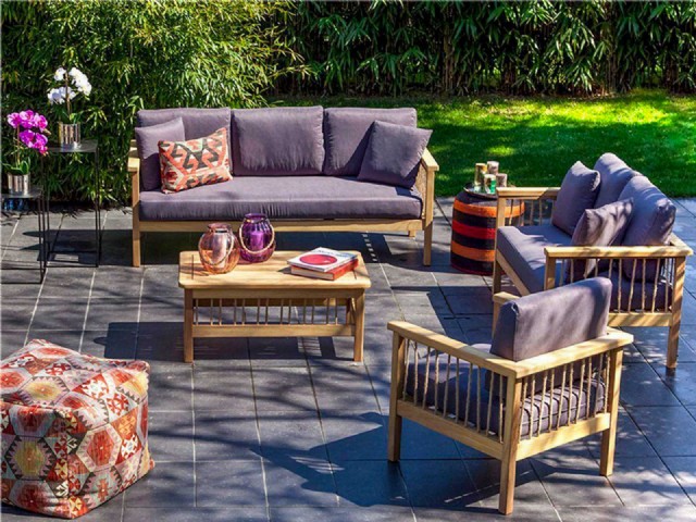 Enhancing Your Garden With Modern Outdoor Seating Solutions